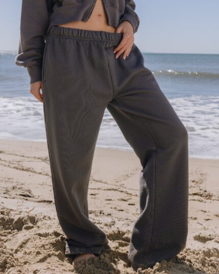 Daily Drills Heavyweight Straight Leg Sweats Vintage Black